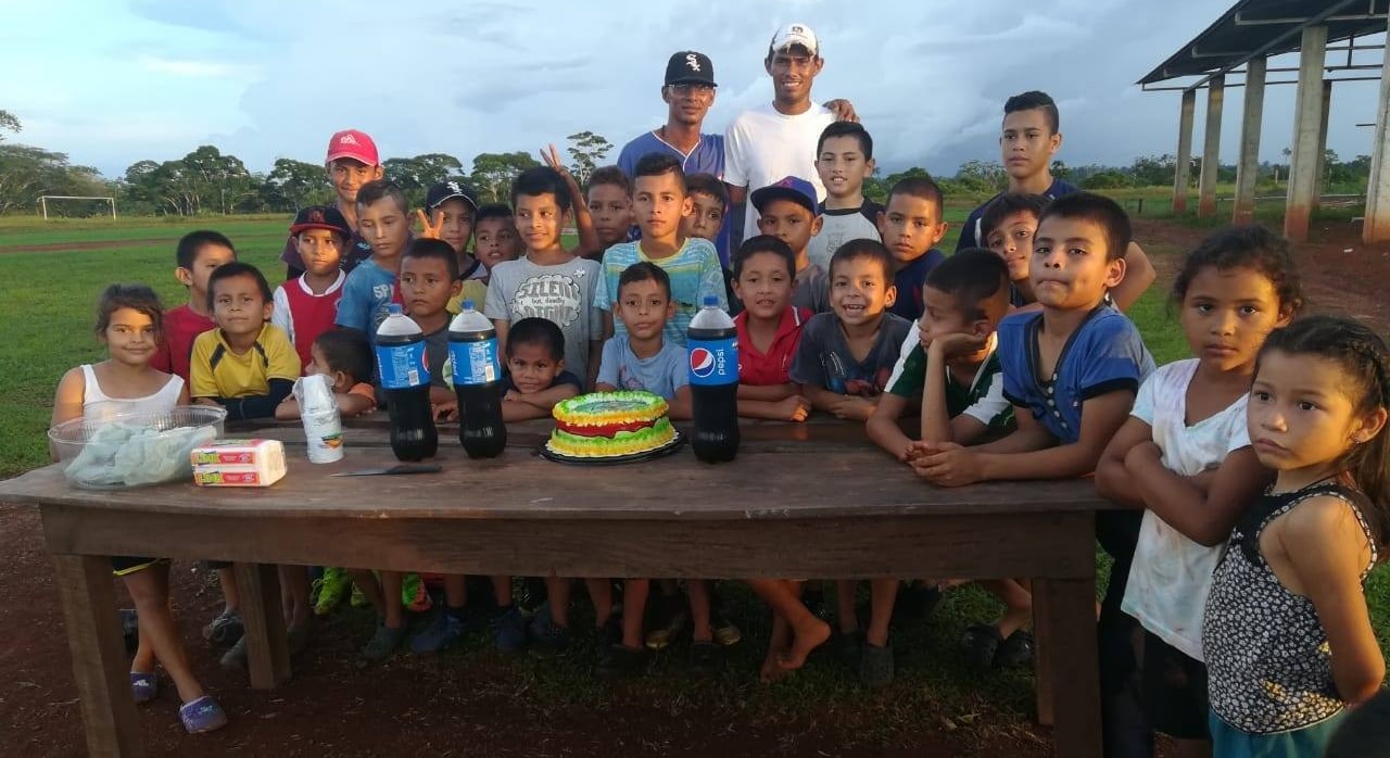 Crean nueva generación de beisbolistas en  la Guaria de Pocosol, San Carlos